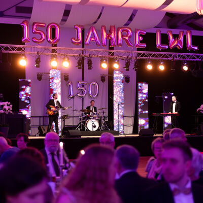 Bild vergr&ouml;&szlig;ern: Jubil&auml;umsball 2026_Lisa Pingel Fotografie