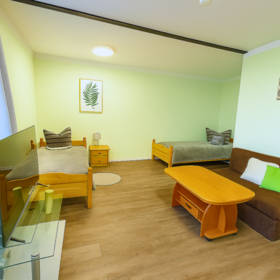 Bild vergr&ouml;&szlig;ern: Lindenpension Bilder